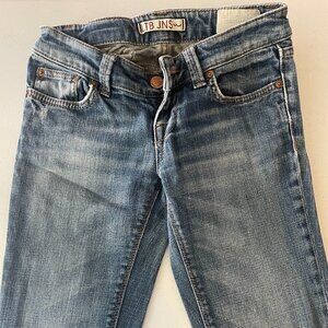 LTB‎ Slim Jeans – Medium Wash | Classic, Sleek & Flattering Denim 👖